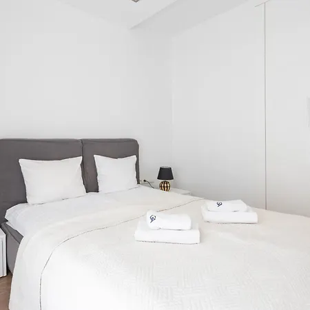 - Great Location - Stylish - Wronia45a Apartment *