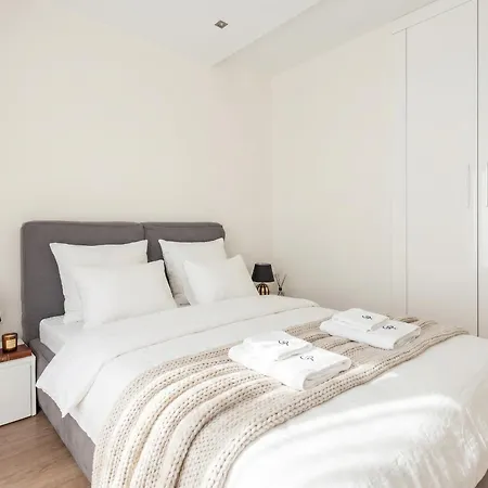 Urban Chic - Great Location - Stylish - Wronia45a وارسو