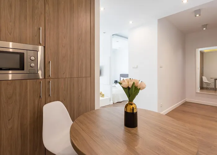 Urban Chic - Great Location - Stylish - Wronia45a * Varsó