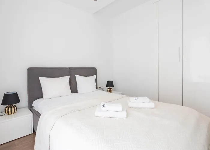 Urban Chic - Great Location - Stylish - Wronia45a Apartman *